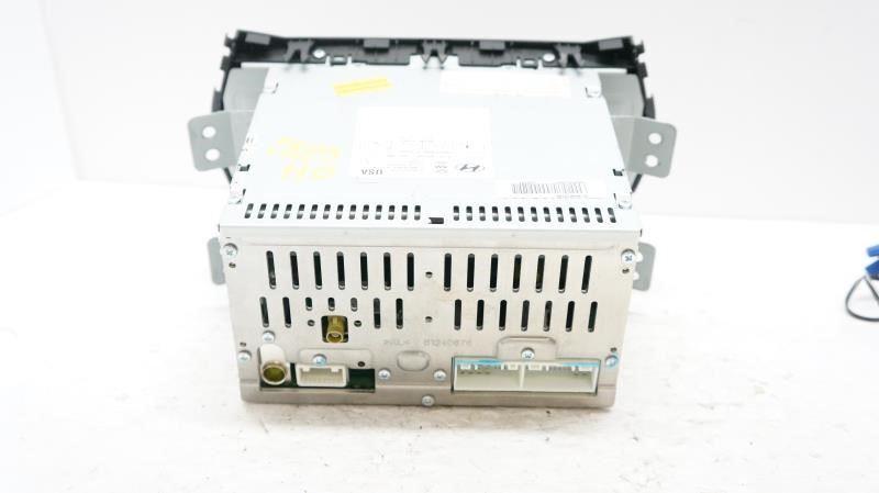 13-16 Hyundai Santa Fe AM/FM CD MP3 SAT Radio OEM 96180-4Z1014X - Alshned Auto Parts