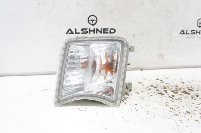 2010 Toyota Prius Left Driver Front Turn Light 81520-47020 OEM - Alshned Auto Parts