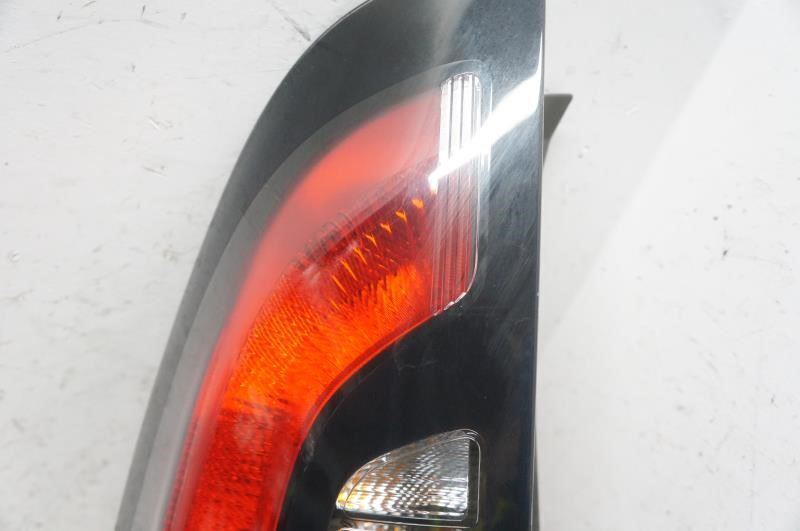 2014-2019 Kia Soul Driver Left Rear Tail Light 92401B2010 OEM - Alshned Auto Parts