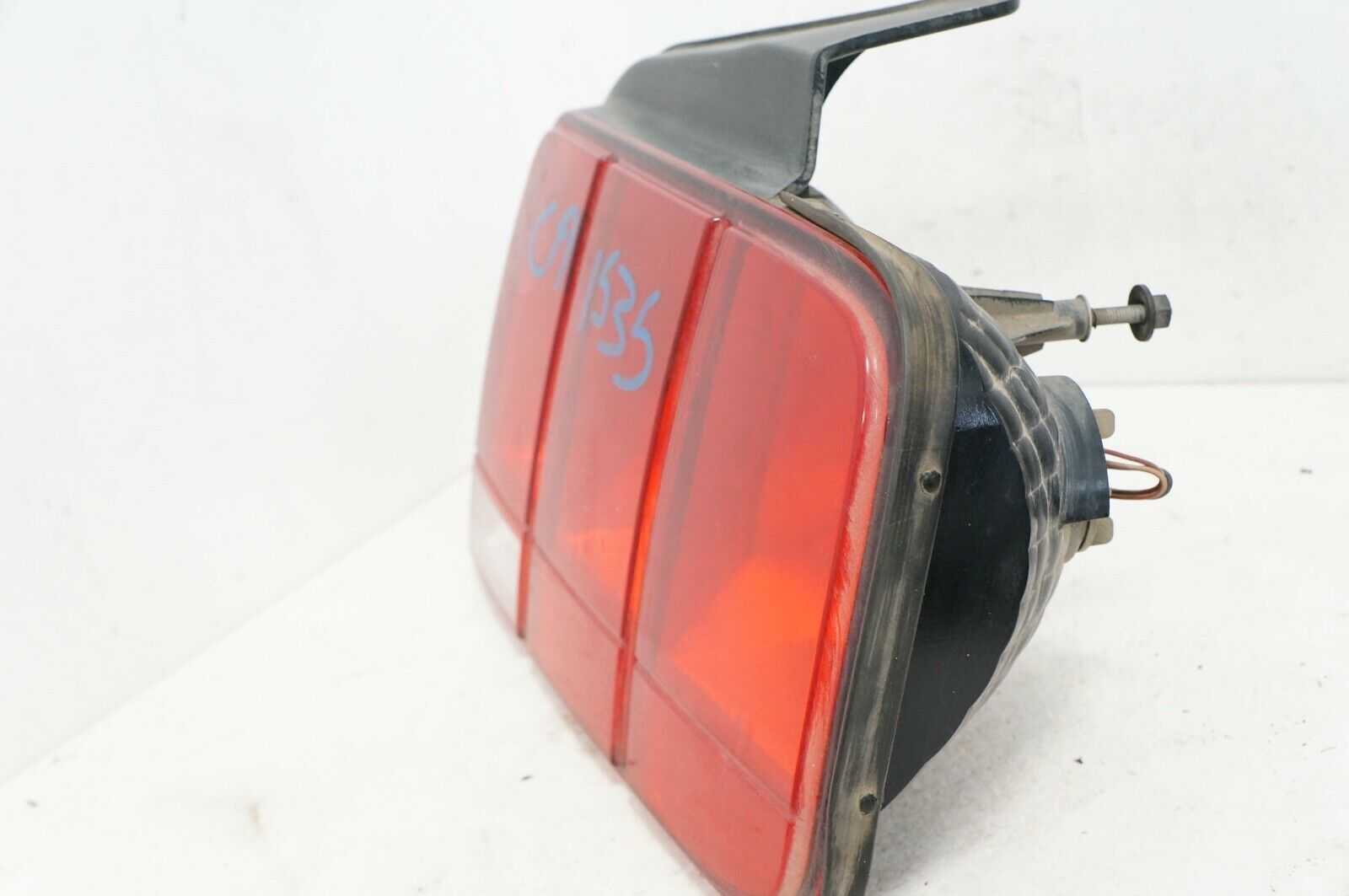 2005-2009 ford mustang passenger right tail light 6r3z13404ab oem - Alshned Auto Parts