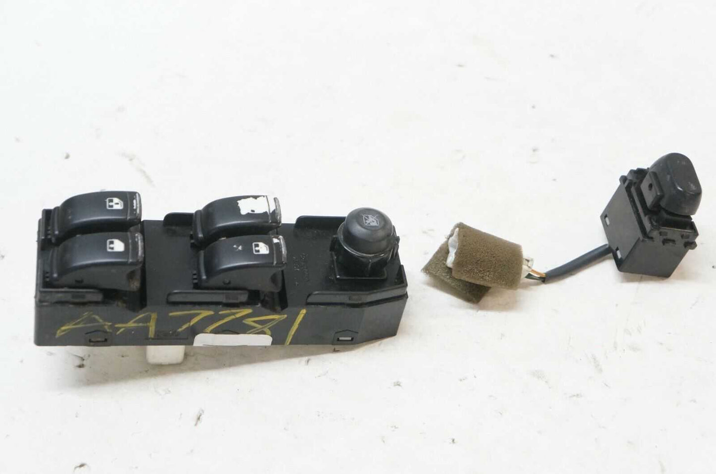 05-08 suzuki forenza & reno master power window switch 3799085z10 oem va2990 - Alshned Auto Parts