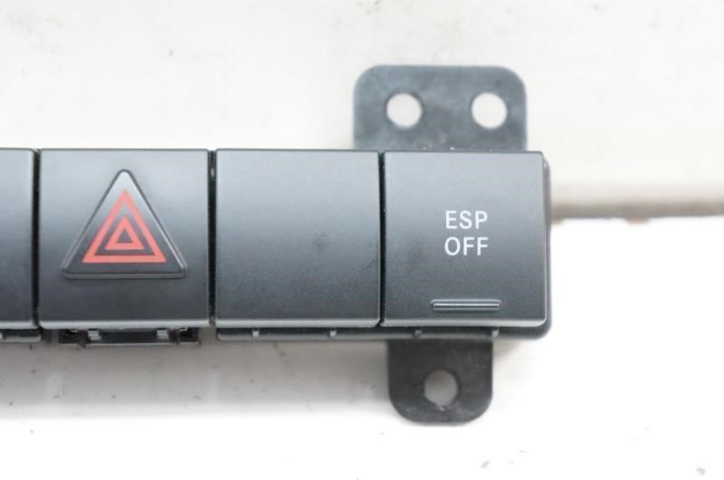 2007 Jeep Wrangler Rubicon Dash Switch Panel P04602695AF OEM - Alshned Auto Parts