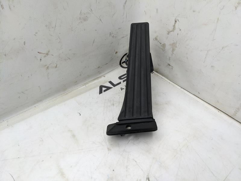2017-2020 BMW 430i xDrive Accelerator Gas Throttle Pedal 35426853175 OEM - Alshned Auto Parts