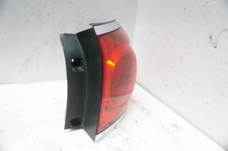 2008-2012 Buick Enclave Passenger Right Rear Tail Light 25954942 OEM - Alshned Auto Parts