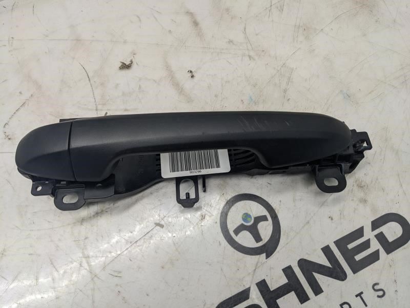 18-21 Toyota Tacoma Front Right Outside Door Handle 69211-0E010 OEM *Read* ASIS* - Alshned Auto Parts