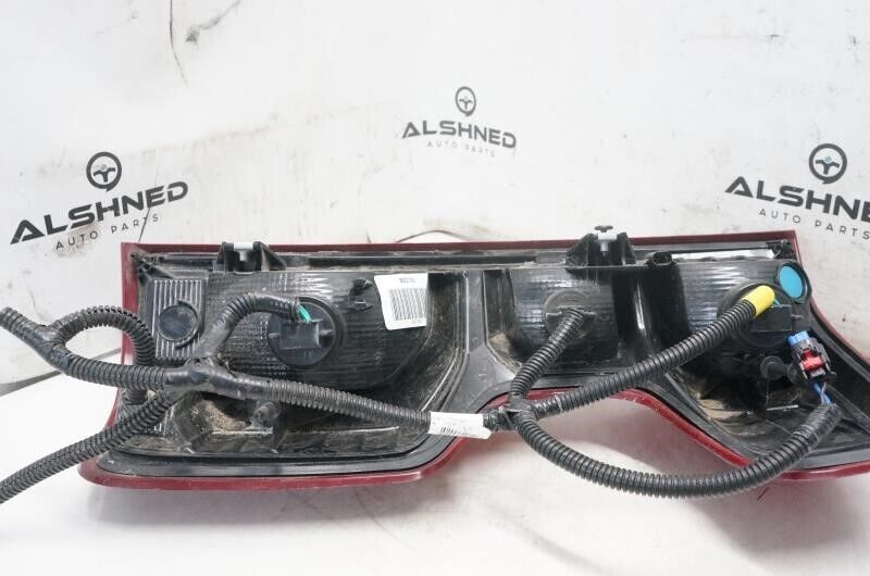 *READ* 20-21 Chevrolet Silverado 2500 Left Driver Rear Tail Light 84752984 OEM - Alshned Auto Parts