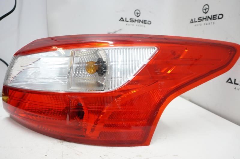 2013 Ford Focus Right Rear Tail Light CV6Z-13404-A OEM - Alshned Auto Parts