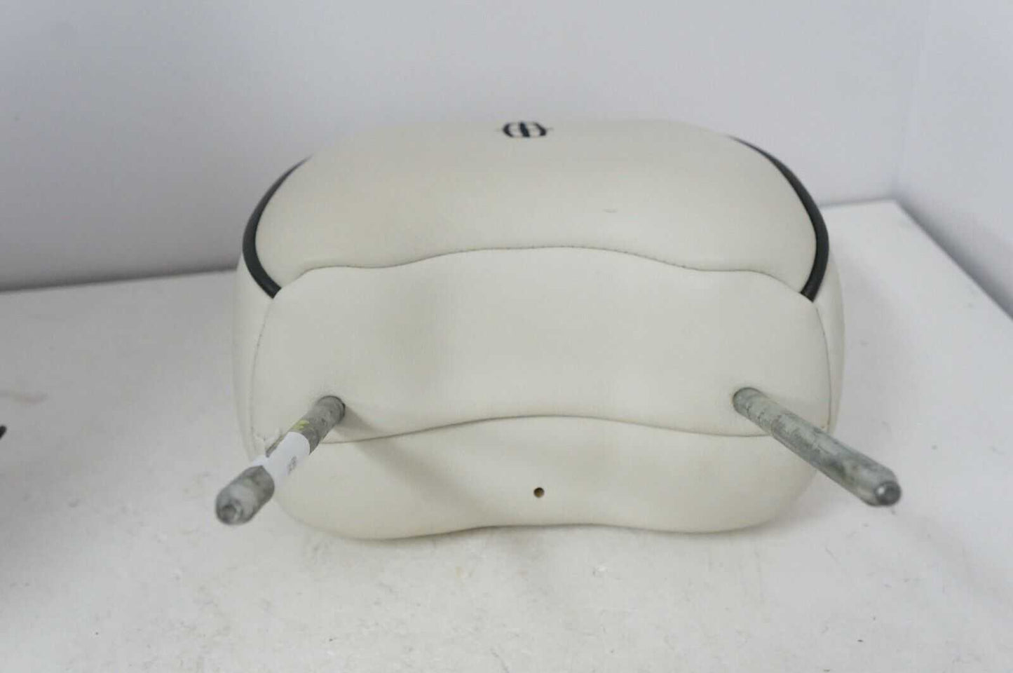 2007-2010 lincoln mkx front seat left right headrest 8a1z-78611a08-aa oem Alshned Auto Parts