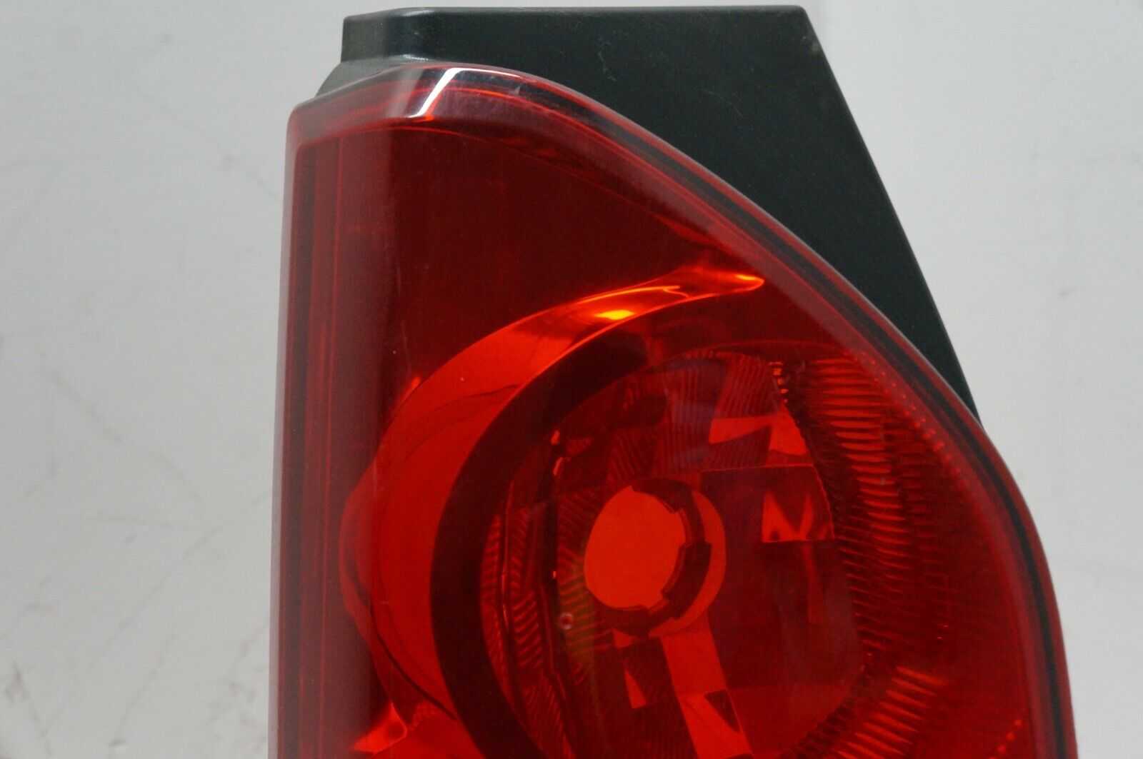 2005-2015 Nissan Xterra Driver Left Rear Tail Light 26555-EA025 OEM - Alshned Auto Parts