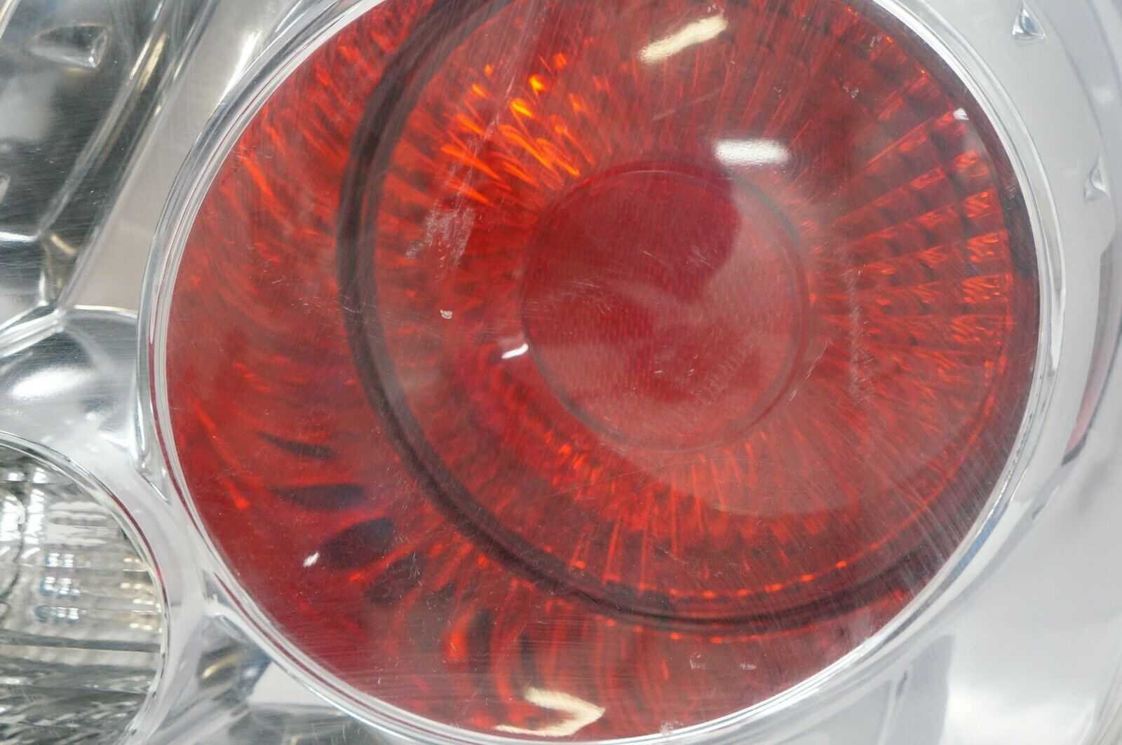 2005-2006 Nissan Altima Passenger Right Rear Tail Light Lamp 26550-ZB025 OEM - Alshned Auto Parts