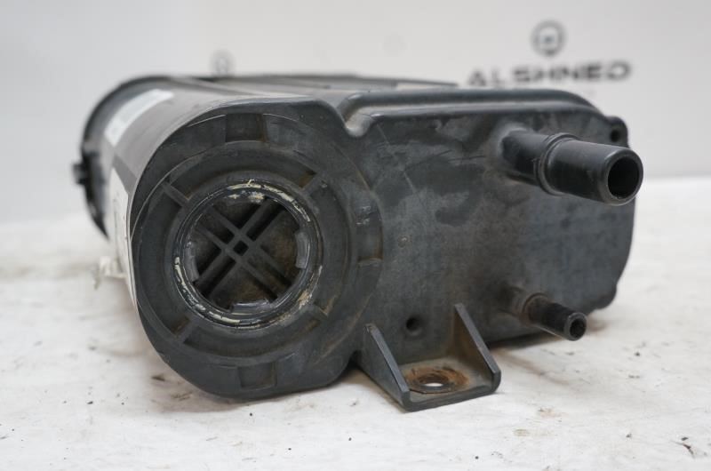 2013 Jeep Wrangler Fuel Vapor EVAP Canister 05147082AC OEM *ReaD* - Alshned Auto Parts