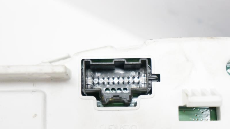 *READ* 12-14 Cadillac STS Speedometer Cluster Mileage 33,000 22822937 - Alshned Auto Parts