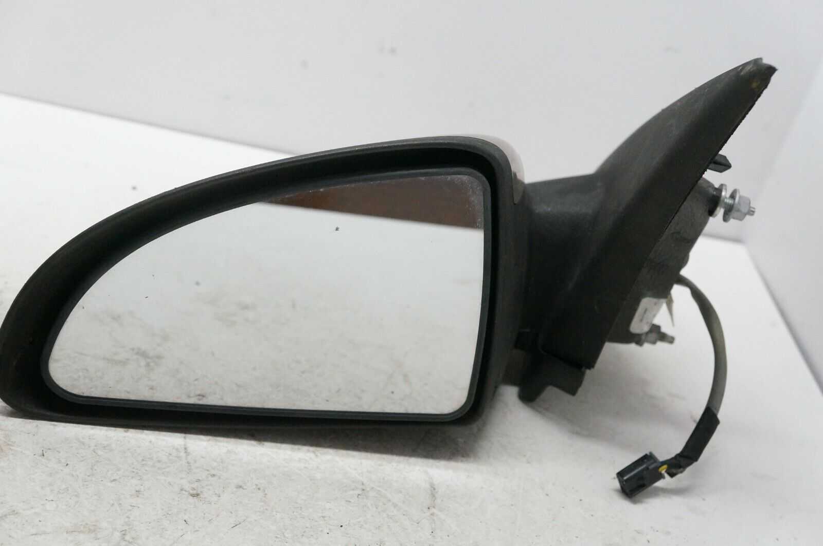 2005-2010 Chevrolet Cobalt Front Driver Power Left Side View Mirror 25831894 OEM - Alshned Auto Parts