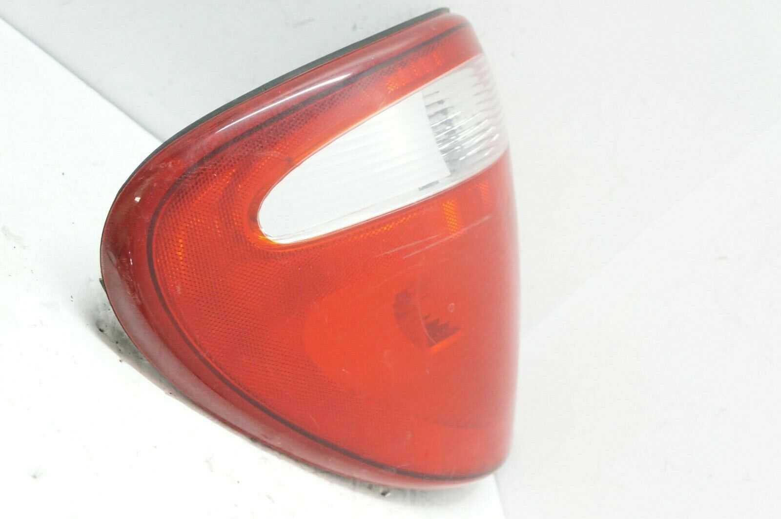 04-07 Chrysler Town & Country Driver Left Rear Tail Light Lamp 68241335AA OEM - Alshned Auto Parts