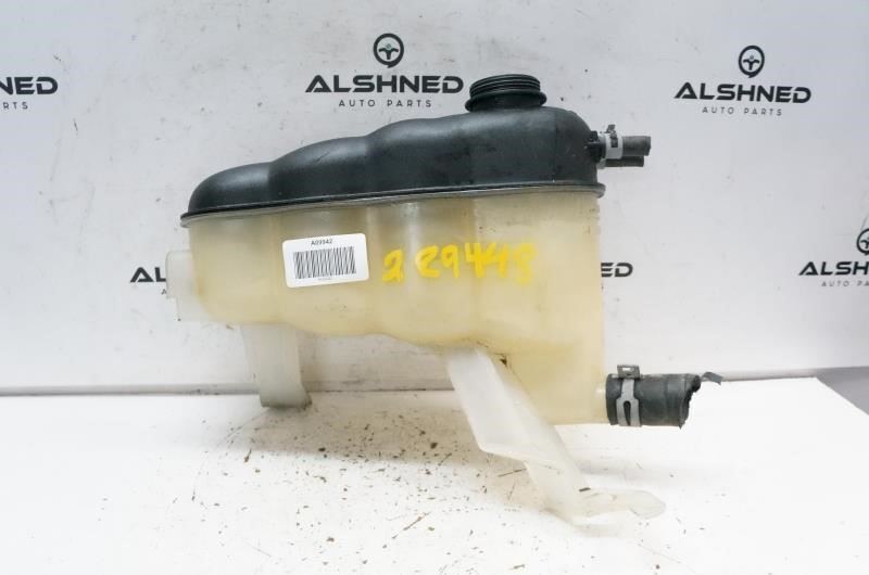 *READ* 2015 GMC Sierra 1500 Radiator Coolant Reservoir Bottle 84368362 OEM - Alshned Auto Parts