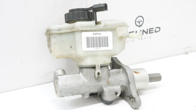 2007 Volkswagen Golf GTI Brake Master Cylinder 1K1611301C OEM - Alshned Auto Parts