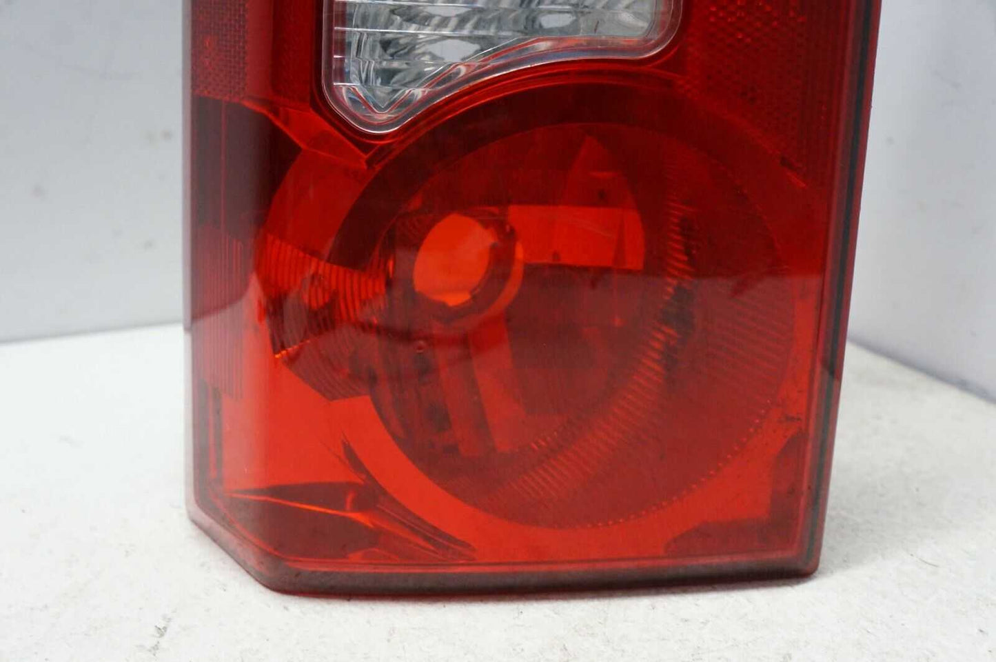 2005-2015 Nissan Xterra Driver Left Rear Tail Light 26555-EA025 OEM - Alshned Auto Parts