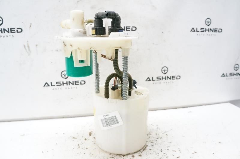 2013 Chevrolet Malibu  2.5 Fuel Pump Assembly 13575137 OEM - Alshned Auto Parts