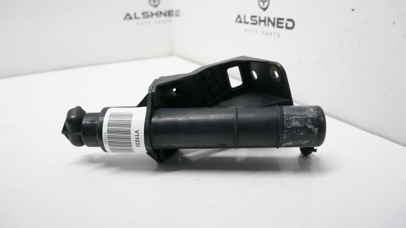 2008 Mercedes-Benz ML550 Left Headlight Washer Fluid Nozzle 164-860-05-47 OEM - Alshned Auto Parts