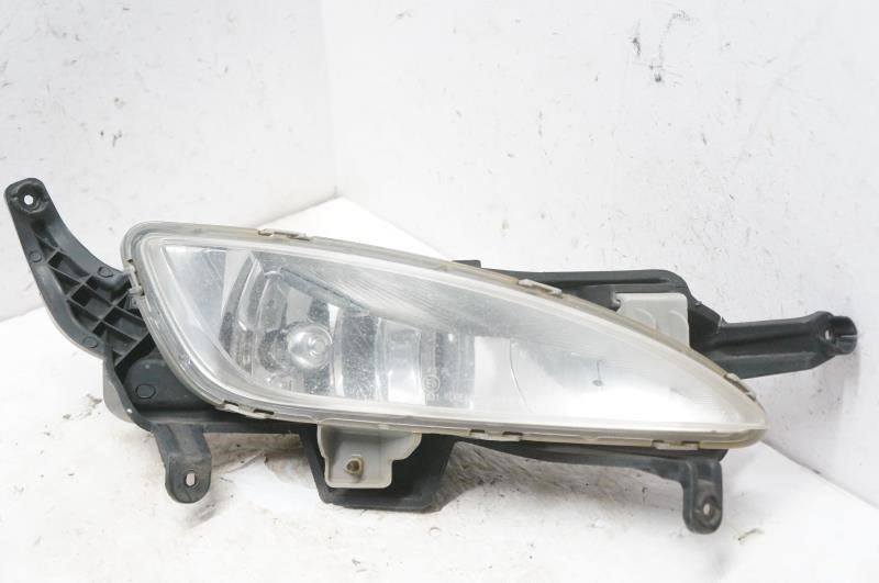 2011-2013 Kia Optima Passenger Right Front Fog Light 922022T010 OEM - Alshned Auto Parts