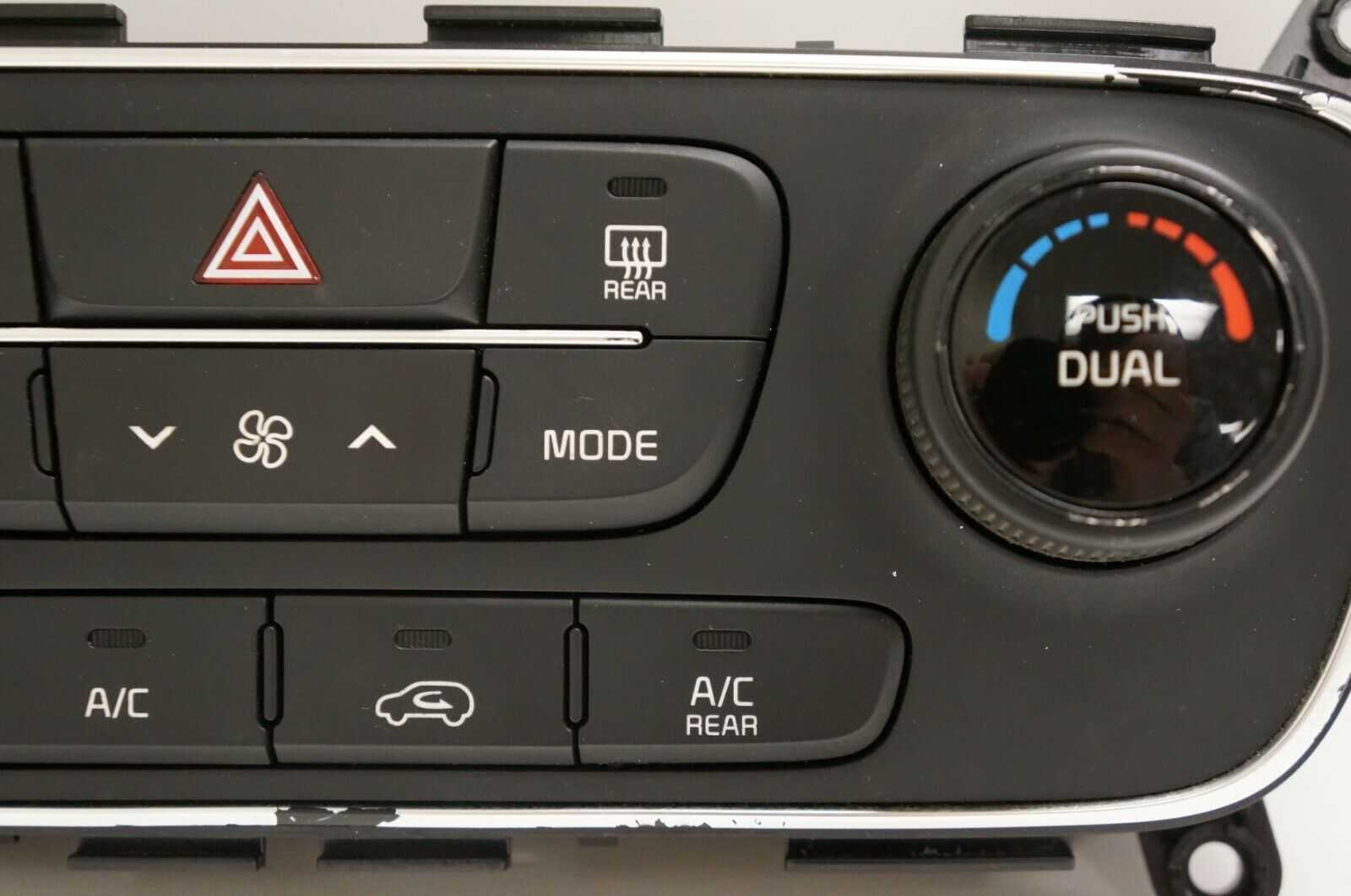 2014-2015 Kia Sorento SXL 3.3L Climate Heater AC Control OEM 97250IU585 Alshned Auto Parts