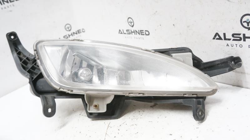 2011-2013 Kia Optima Passenger Right Front Fog Light 92202-2T0 OEM - Alshned Auto Parts