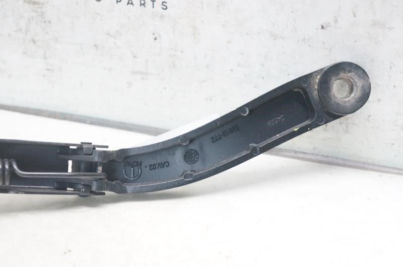 2017 Jeep Compass Front Passenger Right Wiper Arm 89813772 OEM - Alshned Auto Parts