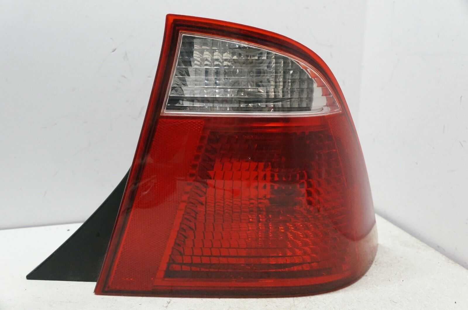 2005-2007 Ford Focus Right Rear Passenger Tail Light 5S4Z-13404-AA OEM - Alshned Auto Parts