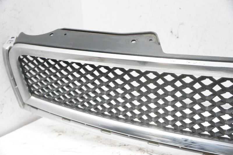 2009-2012 Chevrolet Traverse Upper Front Radiator Grille 15943196 Alshned Auto Parts