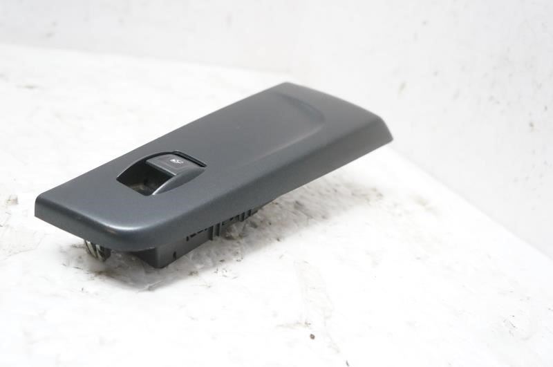 2015 Chevrolet Suburban 1500 Passenger Front RH Door Window Switch 23488406 OEM - Alshned Auto Parts