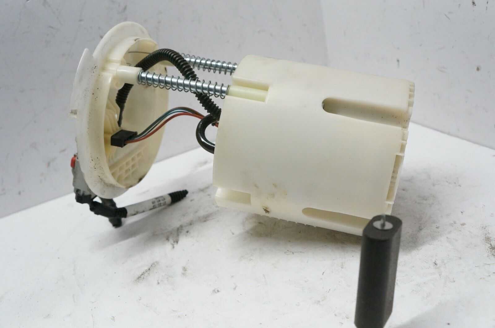 2008-2010 Dodge Grand Caravan Town & Country Fuel Pump Assembly 04721511AC OEM Alshned Auto Parts