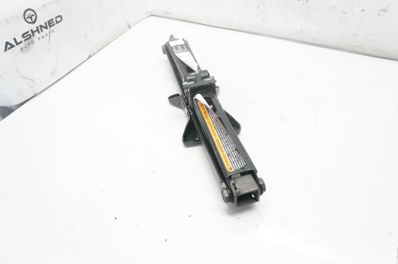 2012-2020 Chevrolet Sonic Lift Jack 13583250 OEM - Alshned Auto Parts