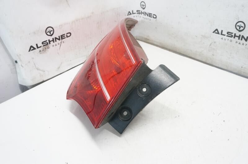 2013-2016 Hyundai Santa Fe Driver Left Rear Tail Light 92401-4Z0 OEM - Alshned Auto Parts