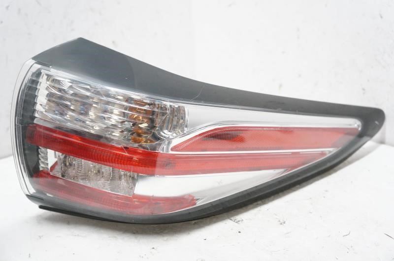 2015 Nissan Murano Passenger Right Rear Tail Light 26550-5AA0B OEM - Alshned Auto Parts