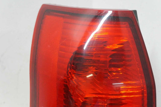 2002-2007 Saturn Vue Driver Left Rear Tail light Lamp 19206828 OEM - Alshned Auto Parts