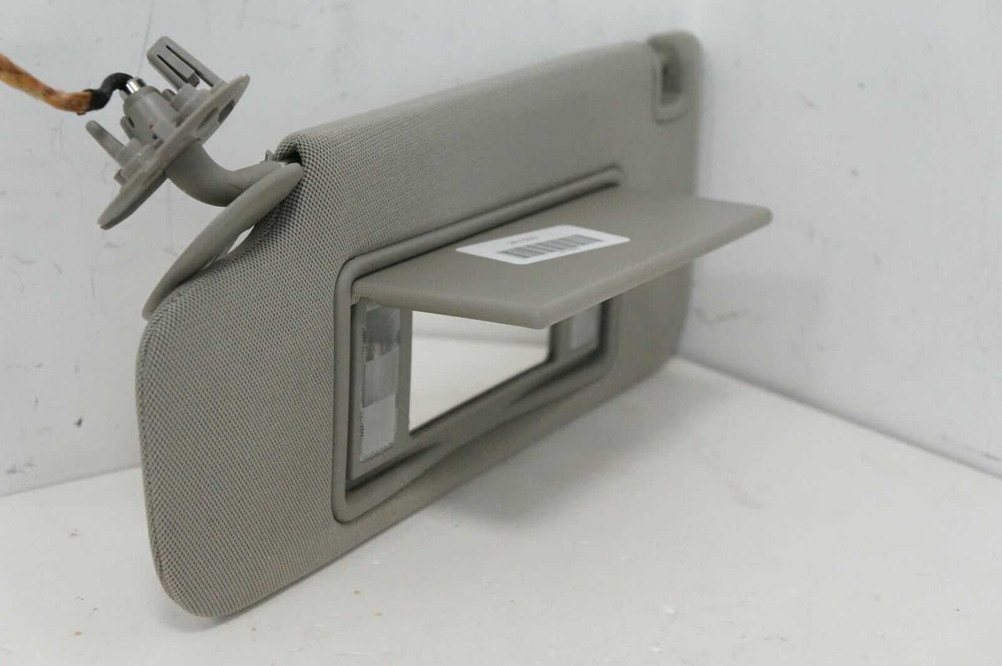 13-19 cadillac ats driver left sun visor sunvisor gray 22980473 oem - Alshned Auto Parts