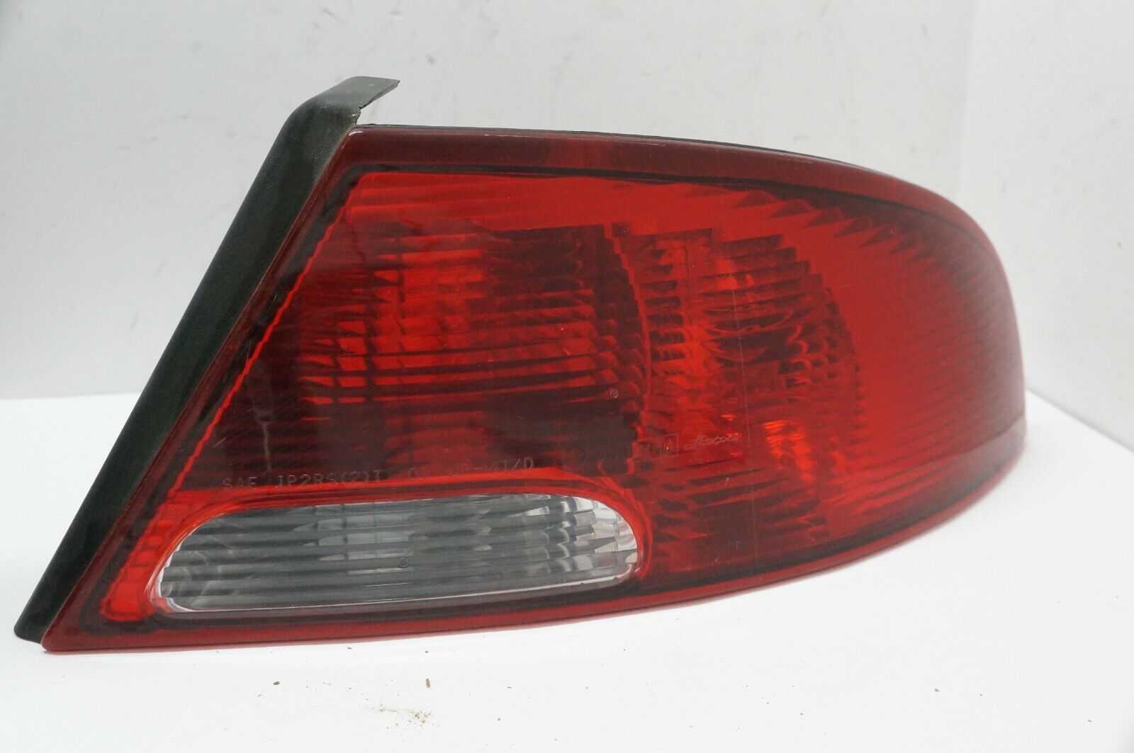 2001-2006 Dodge Stratus Right Rear Passenger Tail Light Lamp 04805350AC OEM - Alshned Auto Parts