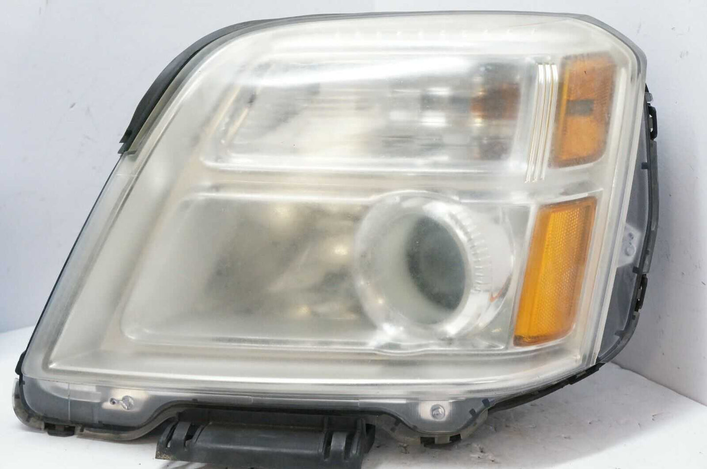 2010-2015 GMC Terrain Left Driver Front Head Light 84791974 OEM - Alshned Auto Parts