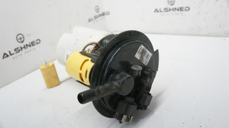 2011 Chevrolet Traverse Fuel Pump Assembly 20757647 OEM - Alshned Auto Parts