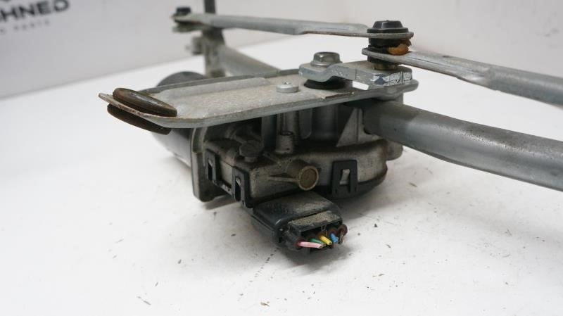 2010-2016 Kia Sportage Windshield Wiper Motor & Linkage 981103W000 OEM - Alshned Auto Parts