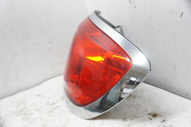 2008-2012 Buick Enclave Passenger Right Rear Tail Light 25954942 OEM - Alshned Auto Parts