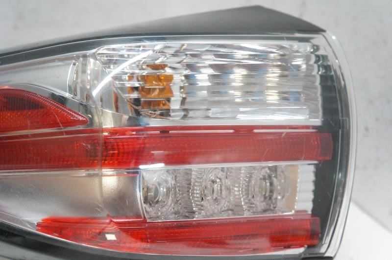 2015 Nissan Murano Driver Left Rear Tail Light 26555-5AA0B OEM - Alshned Auto Parts