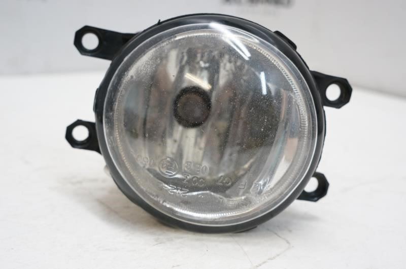 **READ** 2014 Toyota Sienna Driver Left Front Fog Light 81220-08020 OEM - Alshned Auto Parts