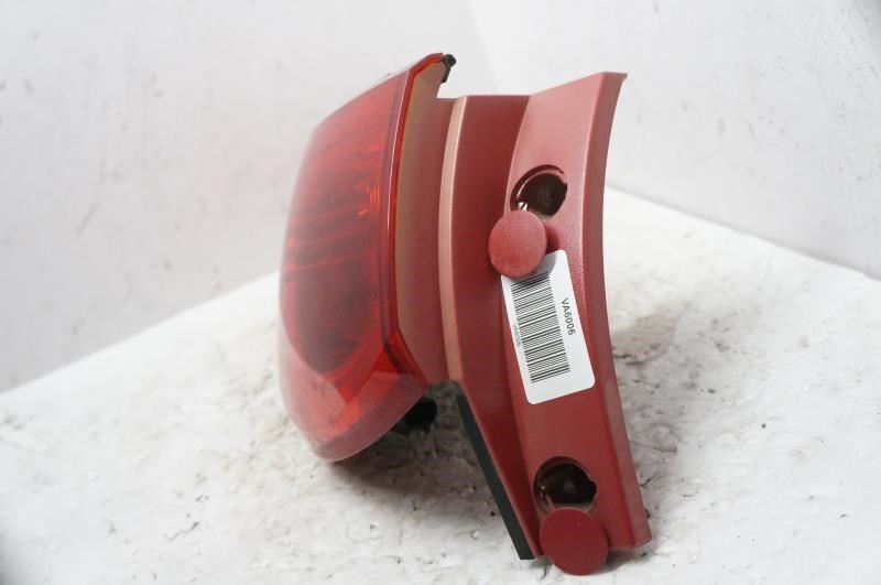 2009-2012 Chevrolet Traverse Driver Left Rear Tail Light 15912687 OEM - Alshned Auto Parts