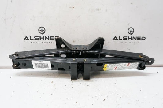 *READ* 2013 GMC Terrain Scissor Lift Jack 23174008 OEM Alshned Auto Parts