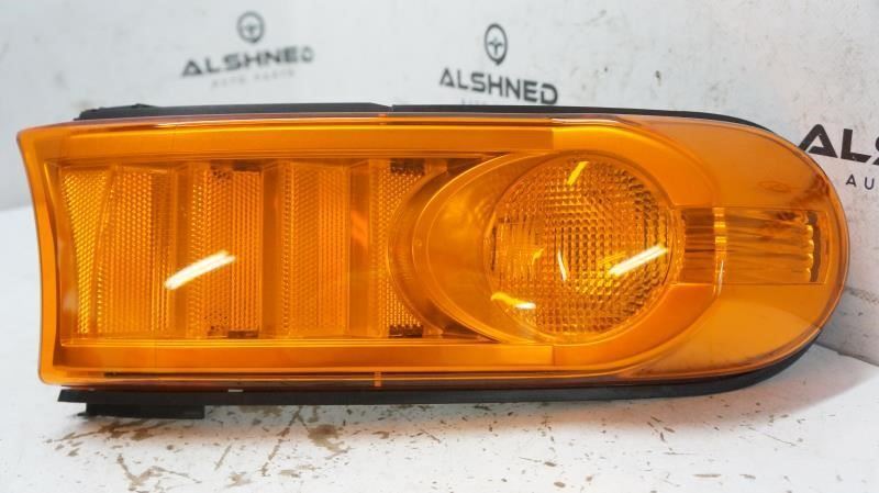 2012 2014 Toyota FJ Cruiser Driver Left Front Turn Signal Light 81171-35550 OEM - Alshned Auto Parts