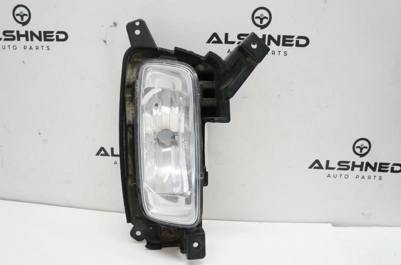 2015 Kia Sorento Passenger Right Front Fog Light 92202 1U500 OEM - Alshned Auto Parts