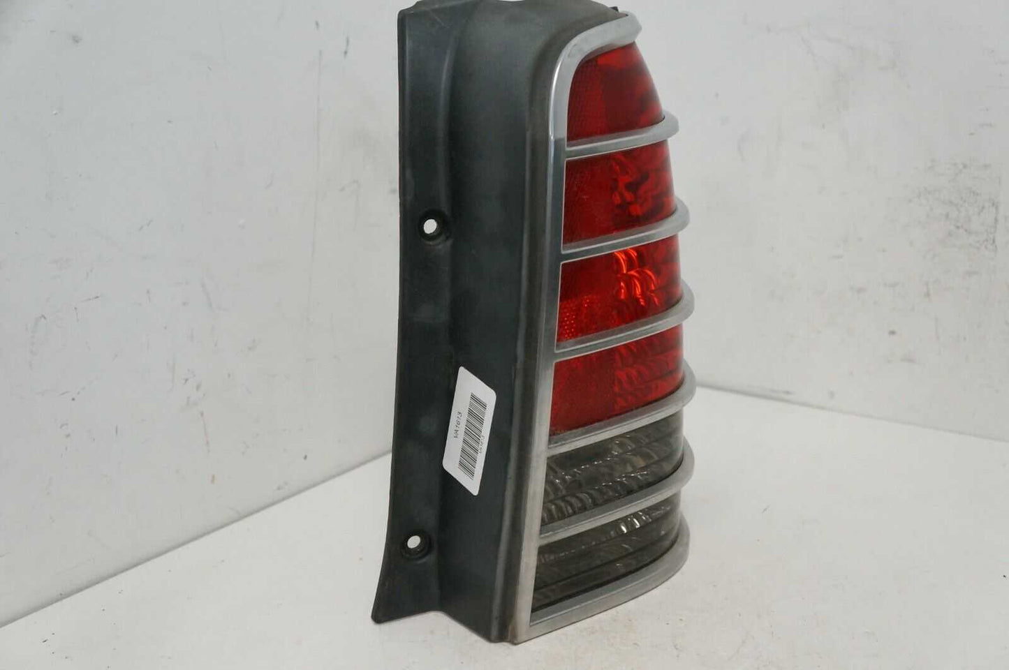 2005-2007 MERCURY MARINER Passenger Right Rear Tail Light 5E64-13B504-A OEM - Alshned Auto Parts