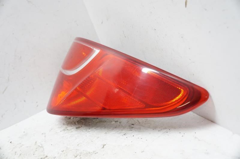 2013-2016 Hyundai Santa Fe Sport Passenger Right Rear Tail Light 92402-4Z000 OEM - Alshned Auto Parts