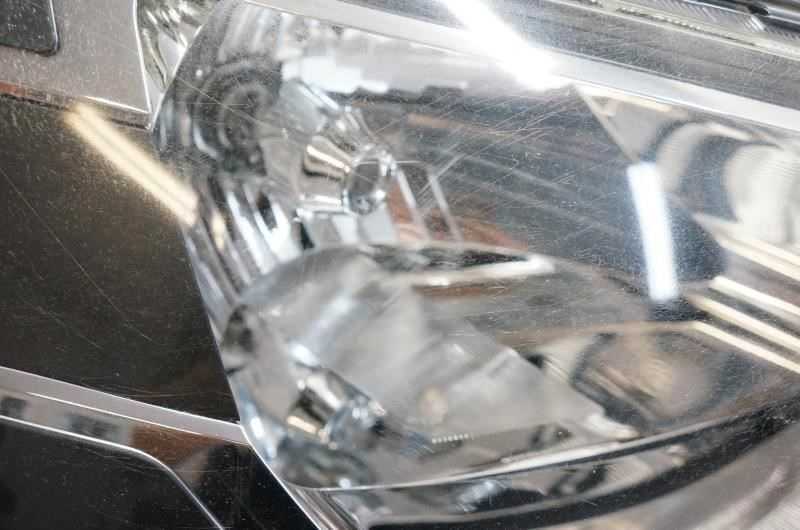 2010-2011 Kia Soul Passenger Right Front Head Light 921022K030 OEM - Alshned Auto Parts